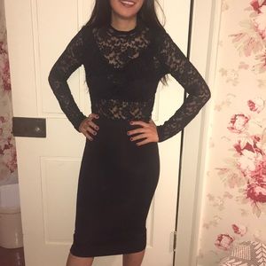 Lacy Ruffled Turtleneck